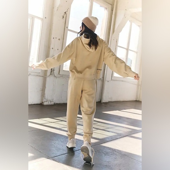 Free People Movement - Undefeated SET!! NWT - Picture 4 of 15